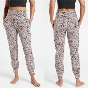 Athleta Salutation Textured Jogger Pants Womens M Meadow Decadent Print *EUC